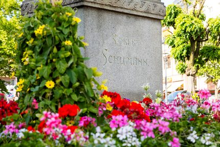 Schumann-Denkmal