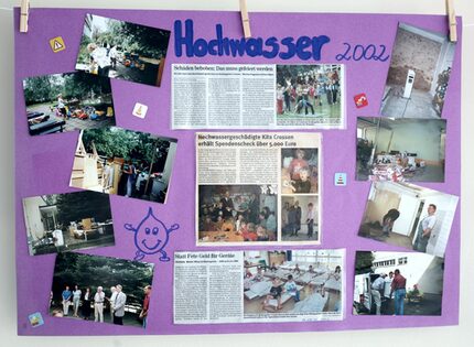 Fotos und Zeitungsartikel vom Hochwasserereignis 2002